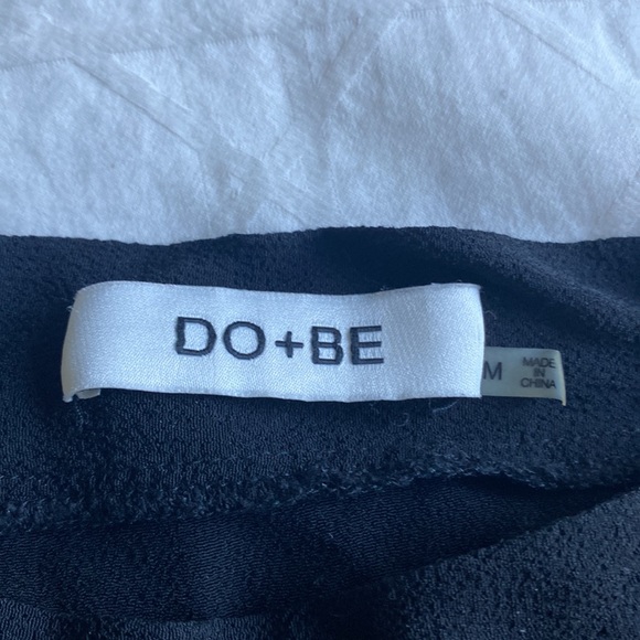 Black crop flowy top - Picture 2 of 4